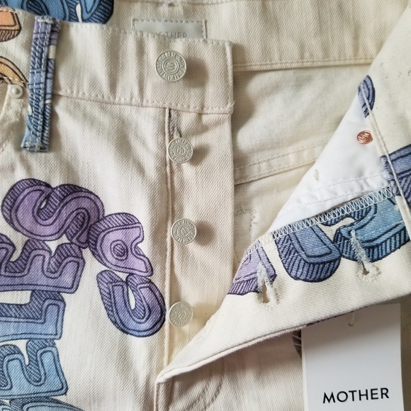 MOTHER The Tomcat Los Angeles Printed Denim Shorts Size 26 Cream Beige - Picture 6 of 10